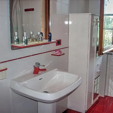 Marina Sleeps 5 Apartament